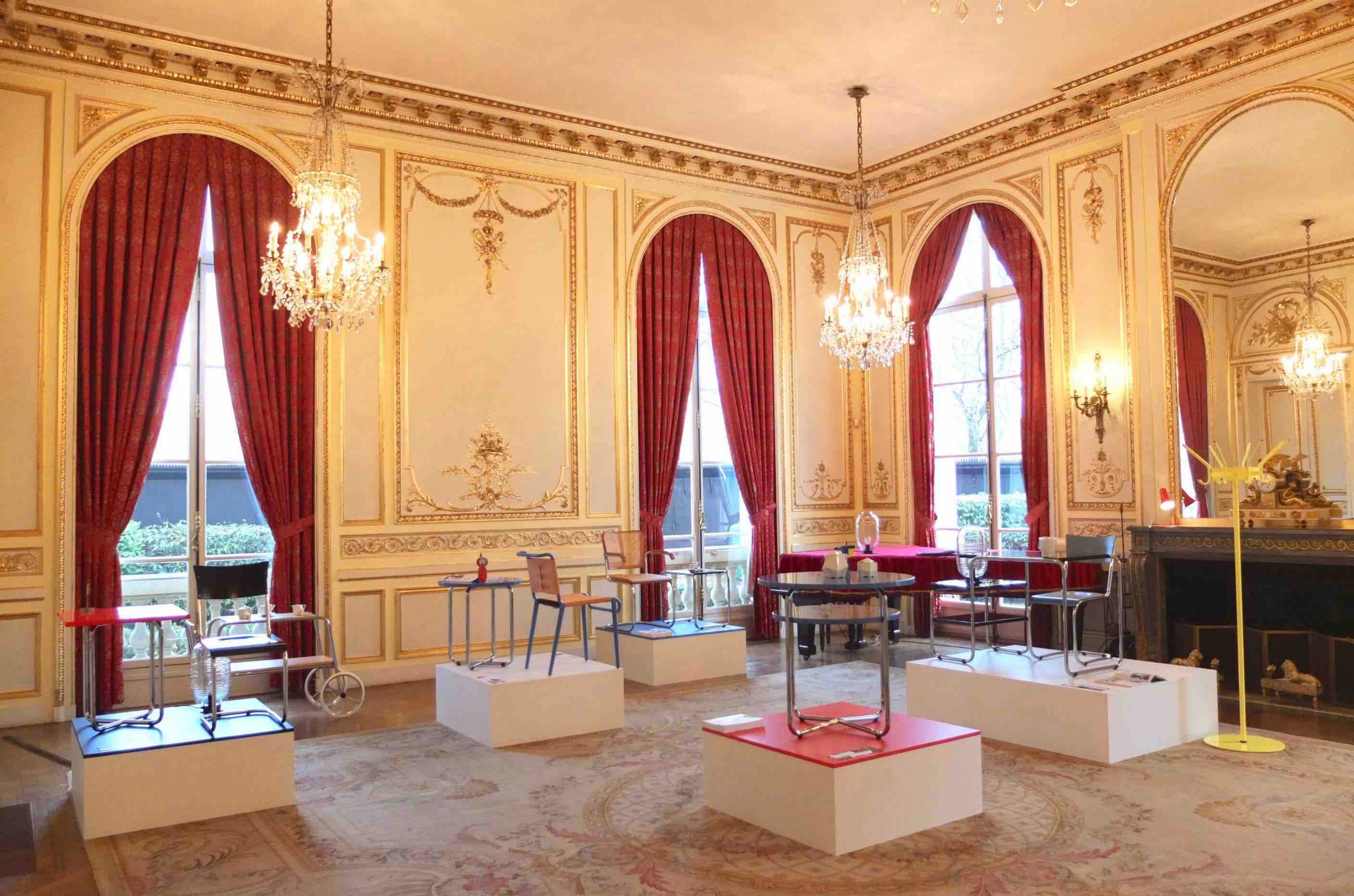 Crafted Bauhaus - podiums et cartels d'exposition